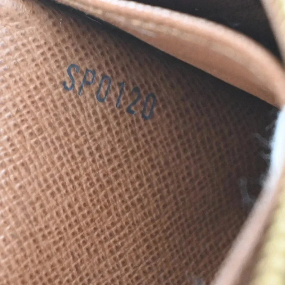 LOUIS VUITTON Portefeuille Sarah Bifold Wallet Monogram Etoile 298-082725 - Picture 13 of 14